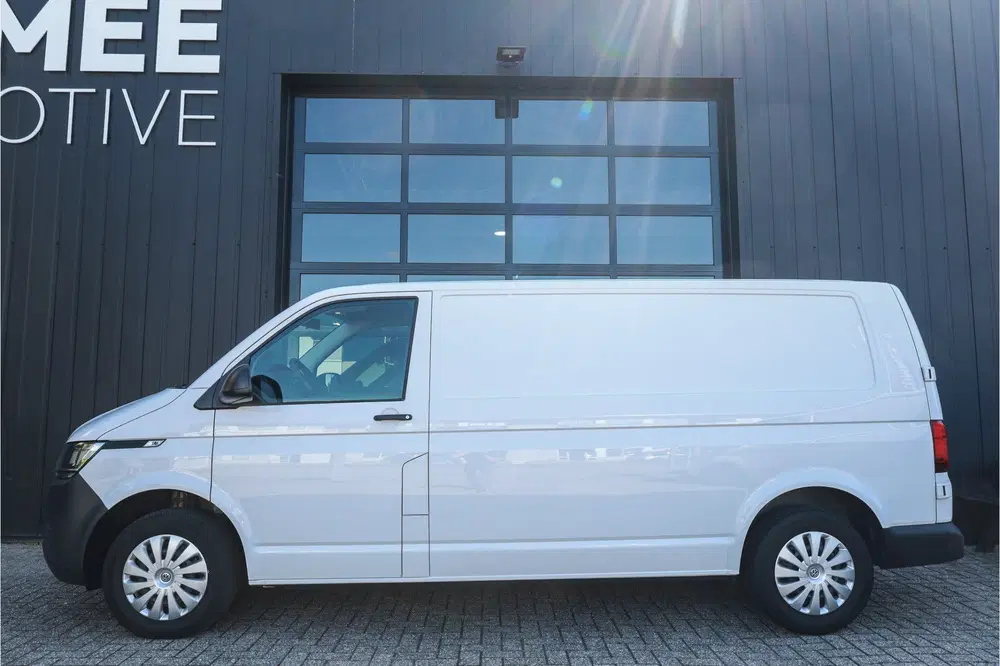 Volkswagen Transporter 2.0 TDI L2H1 150PK AC I Cr.Contr. uit 2021, foto 4