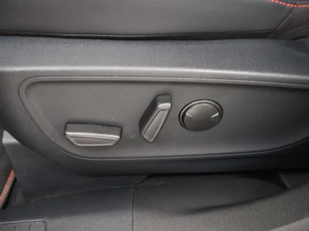 Ford Kuga 2.5 PHEV ST-Line X uit 2023, foto 13