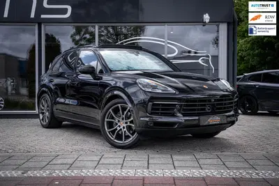 Porsche Cayenne 3.0 E-Hybrid Platinum Edition uit 2022