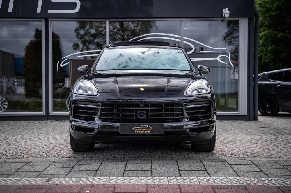 Porsche Cayenne 3.0 E-Hybrid Platinum Edition uit 2022, foto 4