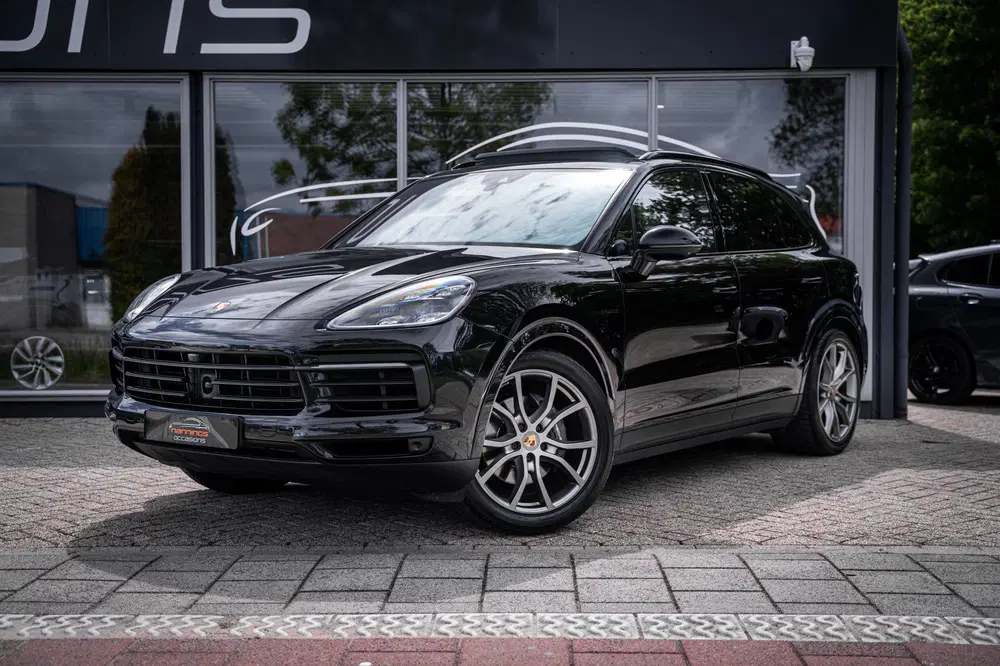 Porsche Cayenne 3.0 E-Hybrid Platinum Edition uit 2022, foto 5