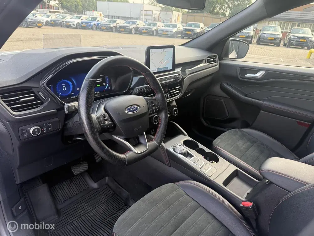 Ford Kuga 2.5 PHEV ST-Line X PANODAK uit 2021, foto 10