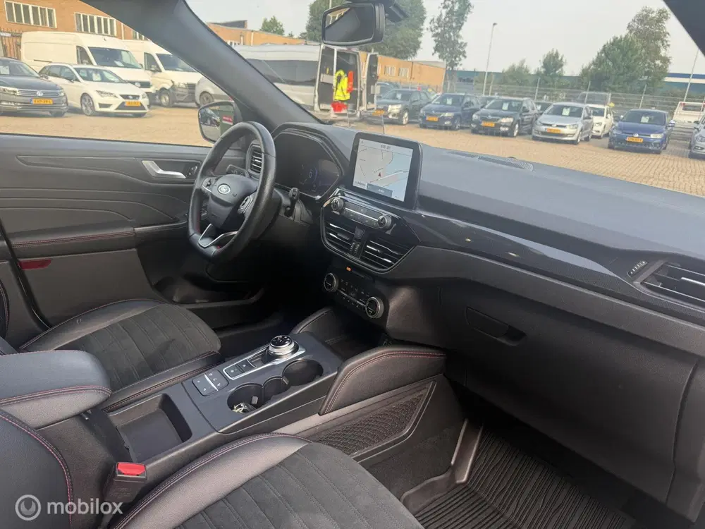 Ford Kuga 2.5 PHEV ST-Line X PANODAK uit 2021, foto 12