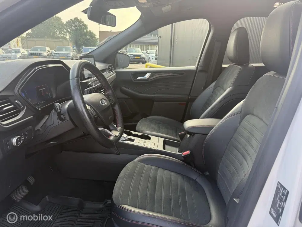 Ford Kuga 2.5 PHEV ST-Line X PANODAK uit 2021, foto 4