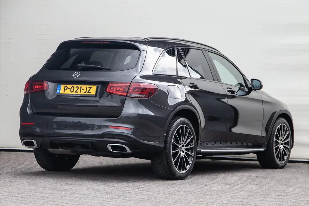 Mercedes-Benz GLC GLC 300d 4MATIC Premium AMG uit 2019, foto 2