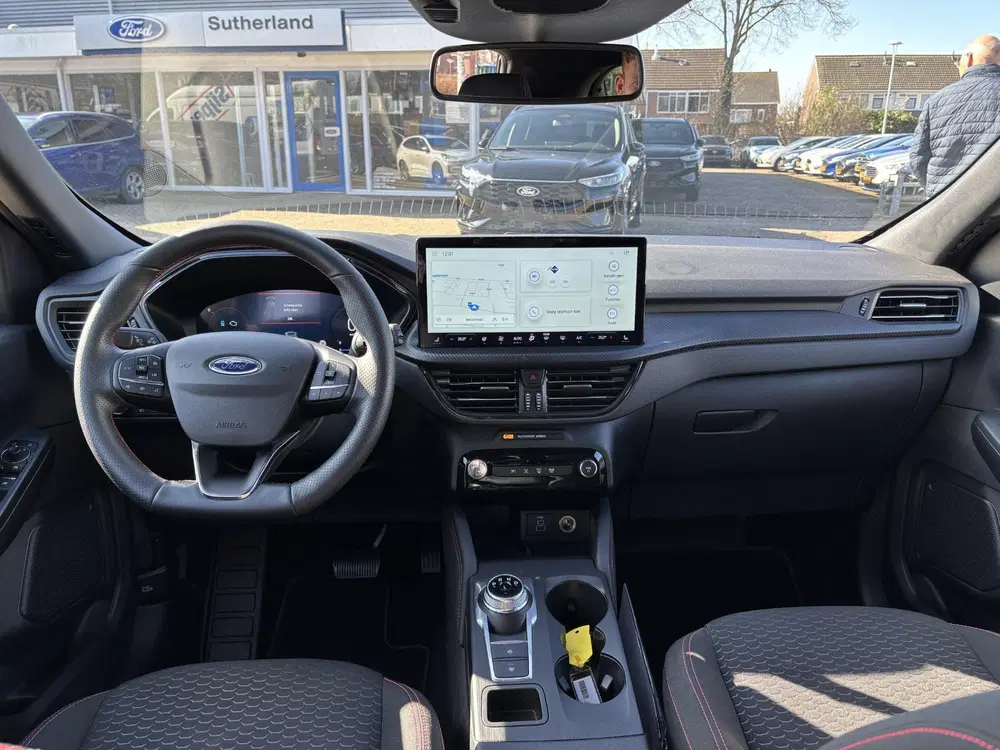 Ford Kuga 2.5 FHEV ST-Line uit 2025, foto 10