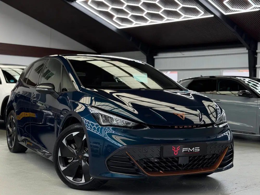 Cupra Born Performance 82 kWh HuD Camera 231pk uit 2025
