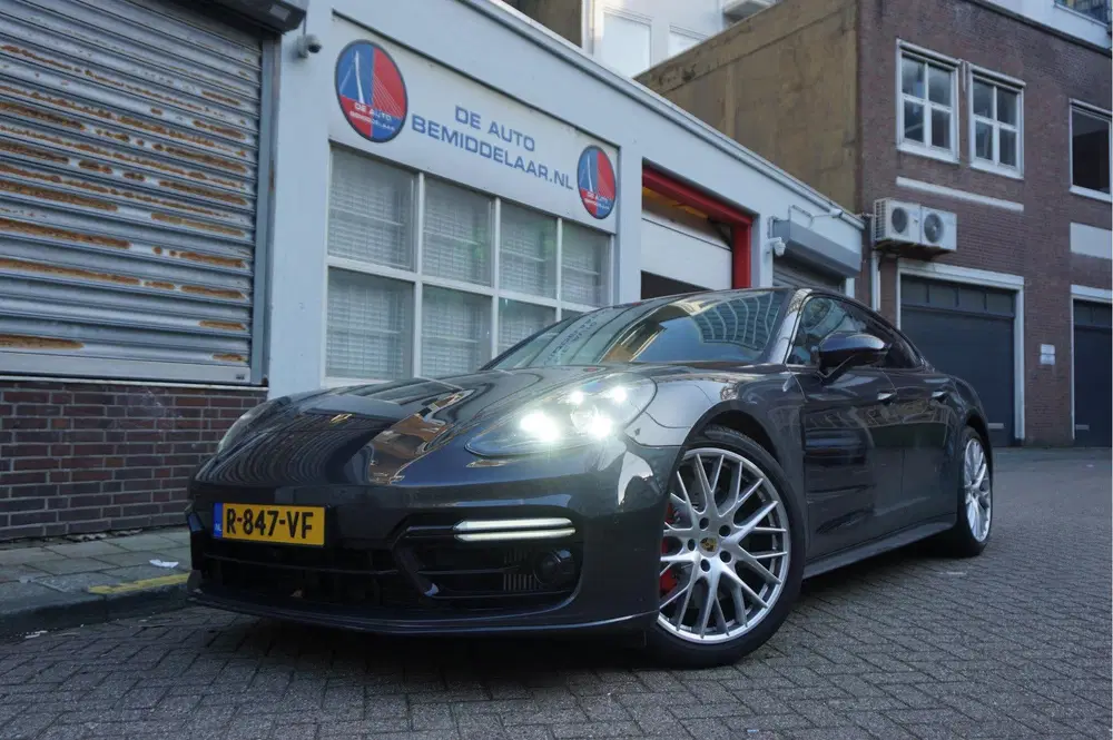 Porsche Panamera 4.0 GTS V8 BiTurbo uit 2020