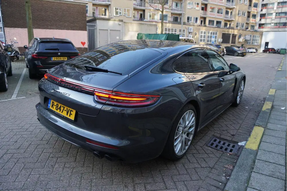 Porsche Panamera 4.0 GTS V8 BiTurbo uit 2020, foto 5