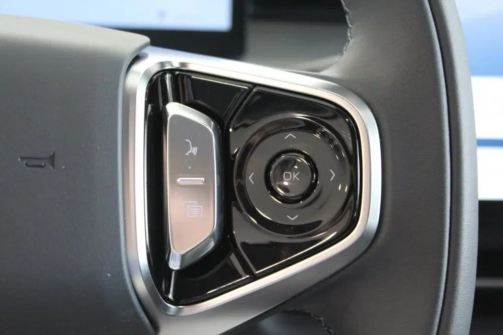Geely Starray EM-i 1.5 Pro Plug-in uit 2026, foto 13