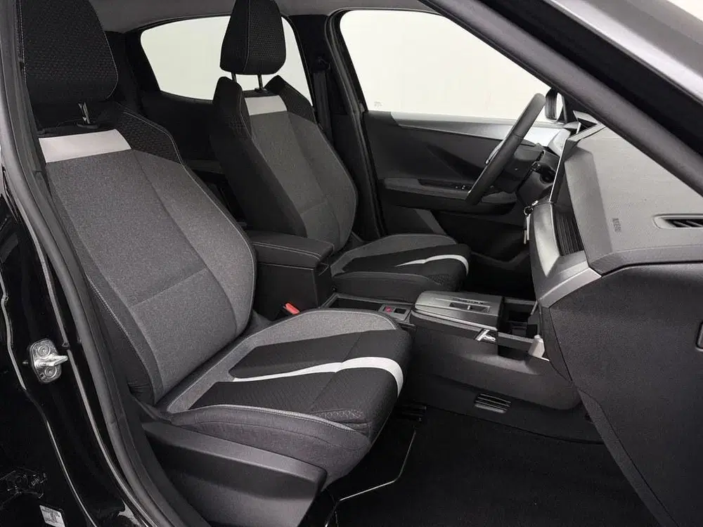 Opel Frontera 1.2 Turbo 145pk Hybrid GS Winterpakket uit 2025, foto 4
