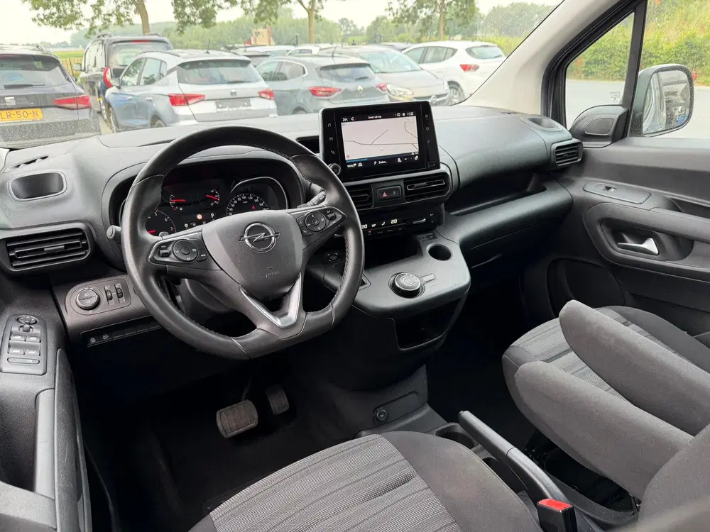 Opel Combo 1.2 Turbo 360 Camera automaat (bj 2021) uit 2021, foto 3