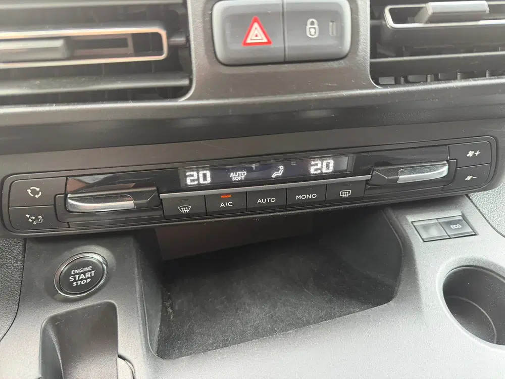 Opel Combo 1.2 Turbo 360 Camera automaat (bj 2021) uit 2021, foto 8