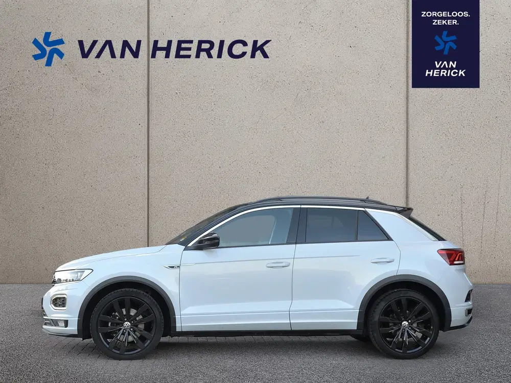 Volkswagen T-Roc 1.5 TSI 150PK R-Line Automaat uit 2022, foto 2