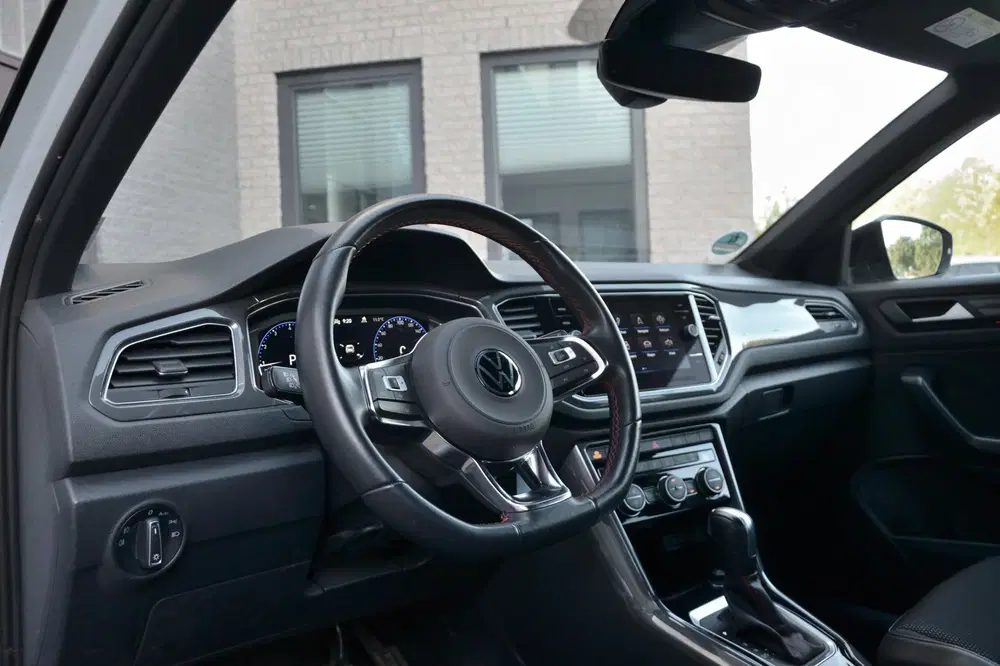 Volkswagen T-Roc 1.5 TSI 150PK R-Line Automaat uit 2022, foto 8