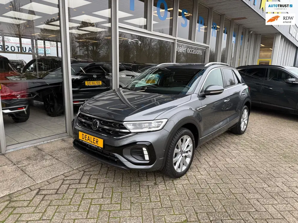 Volkswagen T-Roc 1.5 TSI R-Line Business 150PK uit 2025