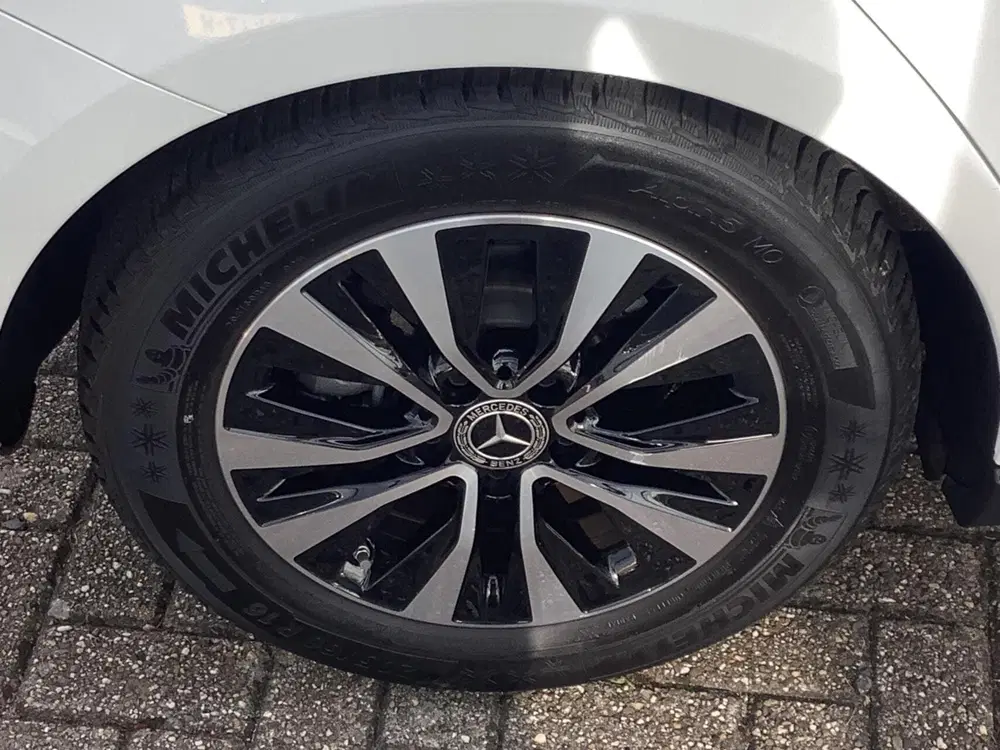 Mercedes-Benz B-Klasse Mercedes B-klasse 180 Star Edition automaa uit 2024, foto 8
