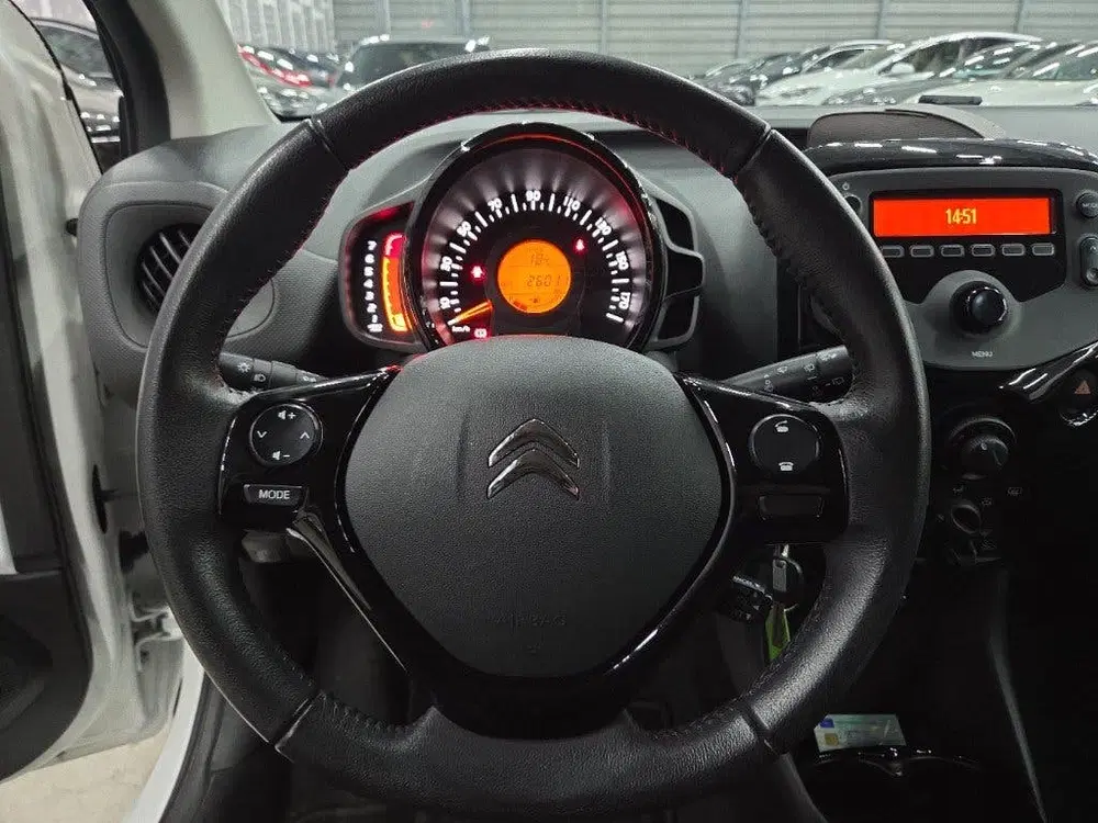 Citroën C1 1.0 VTi Feel uit 2021, foto 2