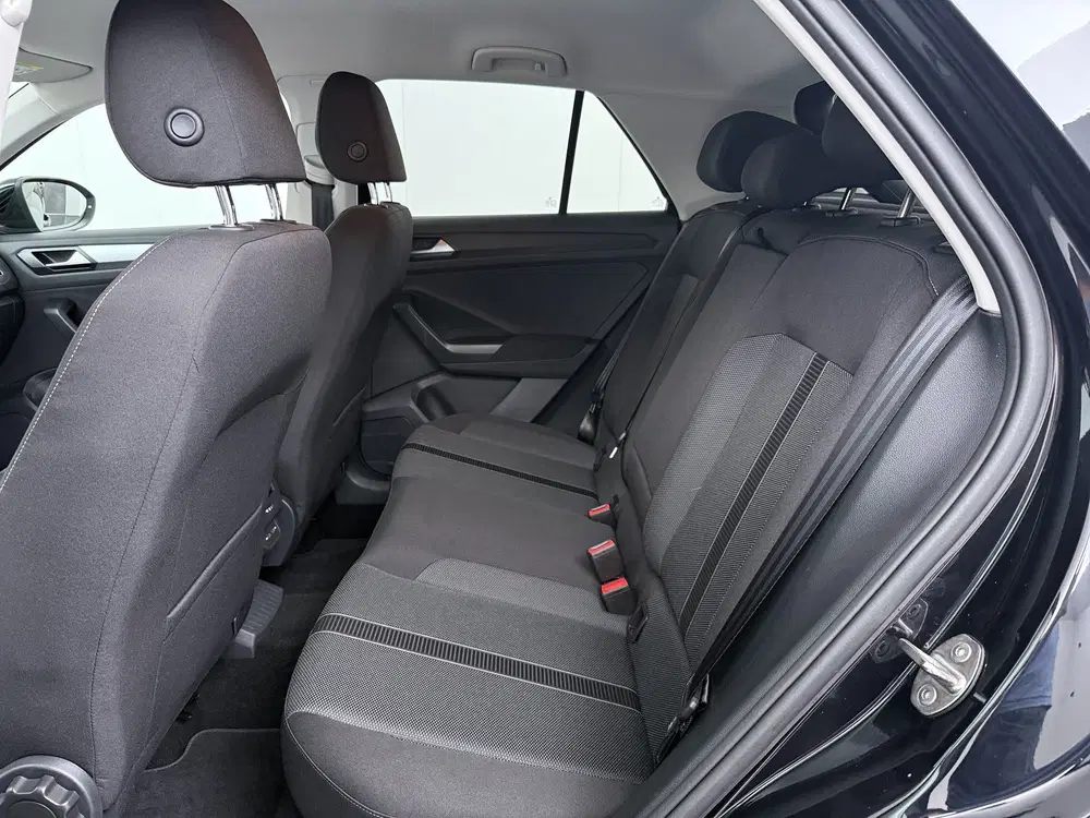 Volkswagen T-Roc 1.5 TSI Life Edition uit 2025, foto 11