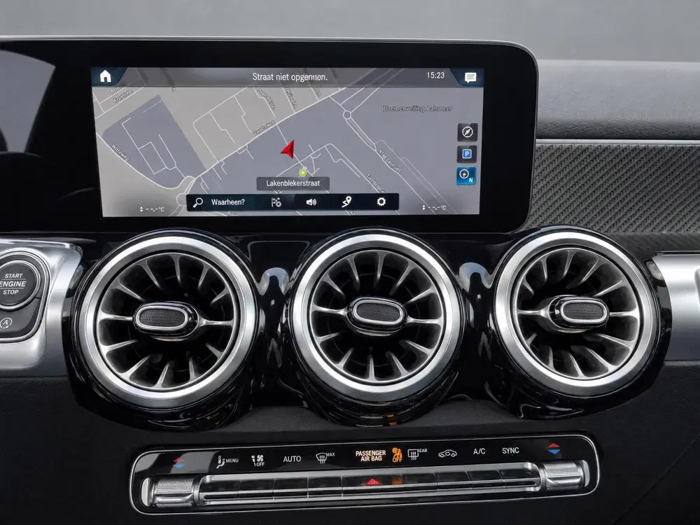 Mercedes-Benz GLB 200 AMG Line uit 2021, foto 13