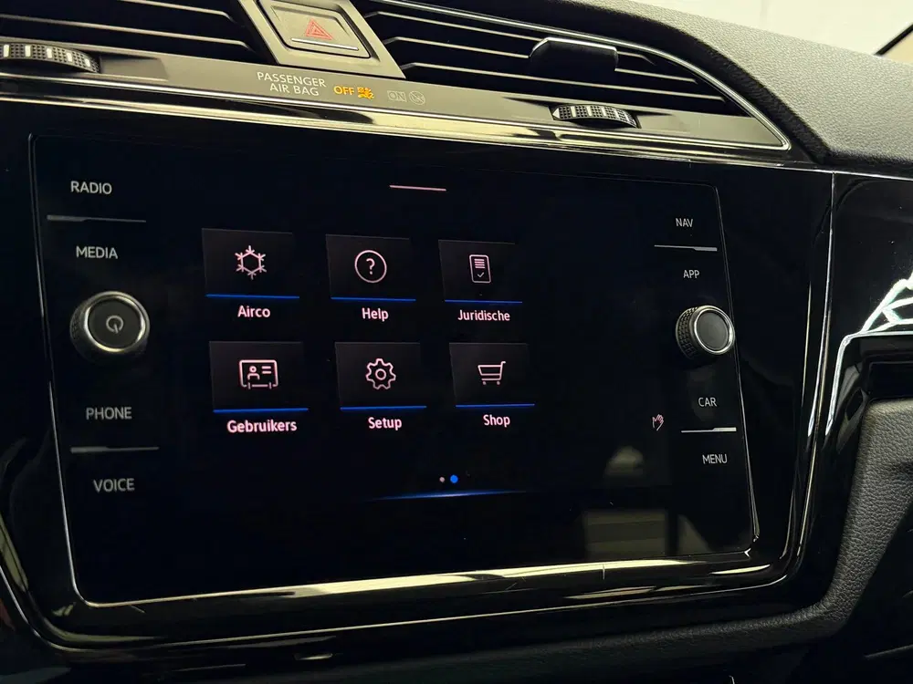 Volkswagen Touran 1.5 TSI Highline 7p Carplay Panorama uit 2022, foto 12