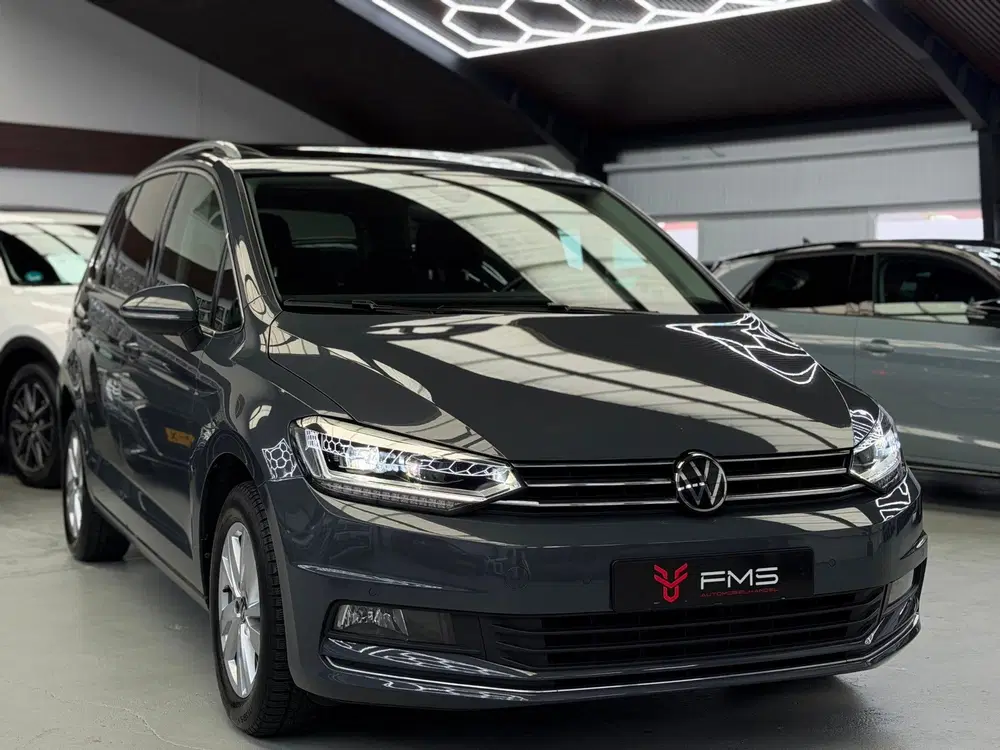 Volkswagen Touran 1.5 TSI Highline 7p Carplay Panorama uit 2022, foto 15