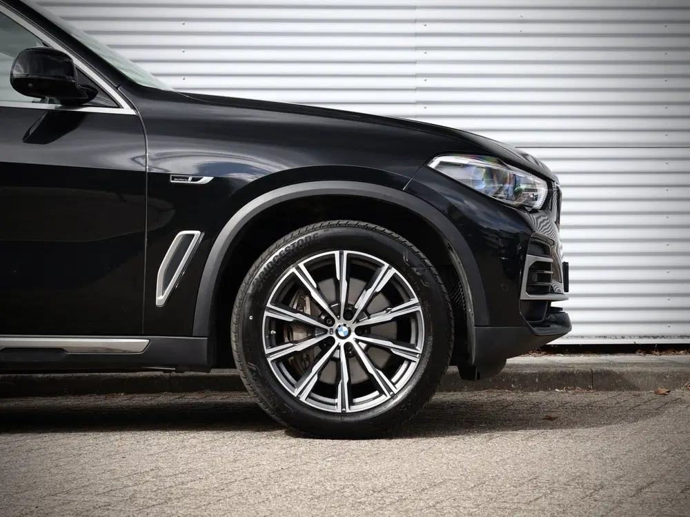 BMW X5 xDrive45e xLine uit 2022, foto 14
