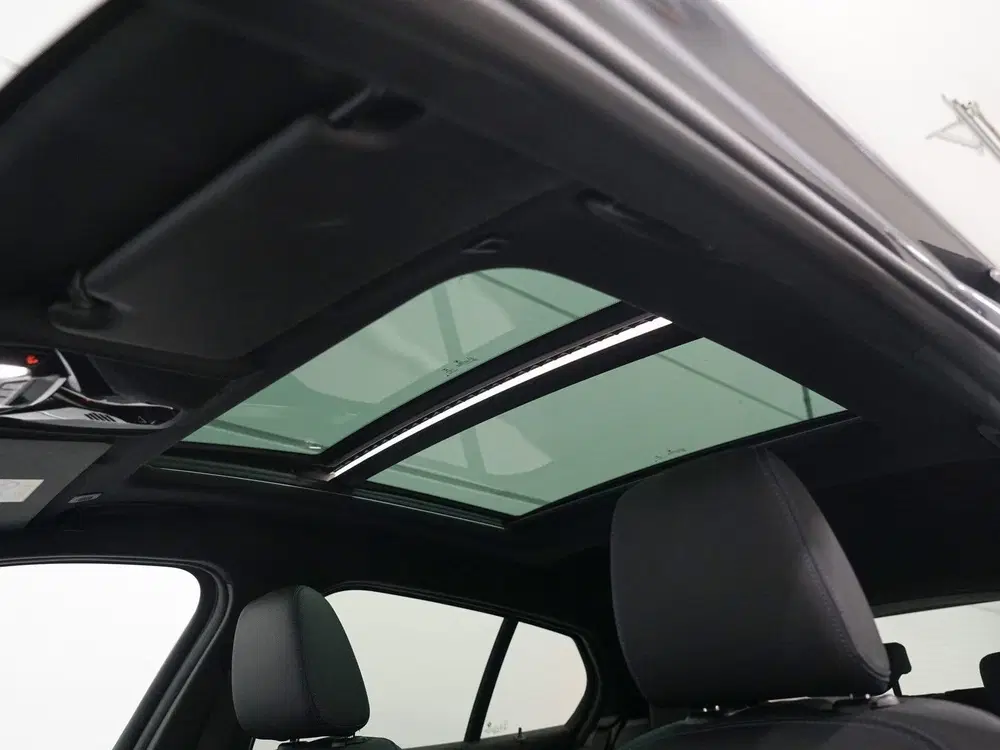 BMW 1-serie 118i M-Sport uit 2019, foto 11