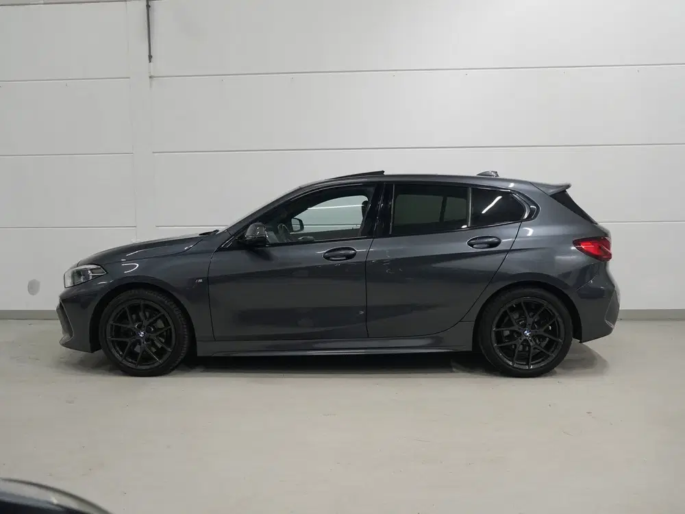 BMW 1-serie 118i M-Sport uit 2019, foto 4