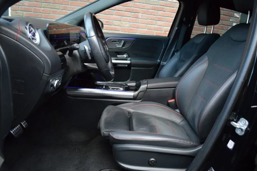 Mercedes-Benz EQA 250+ AMG-Line 71 kWh Led Panorama Memory C uit 2023, foto 9