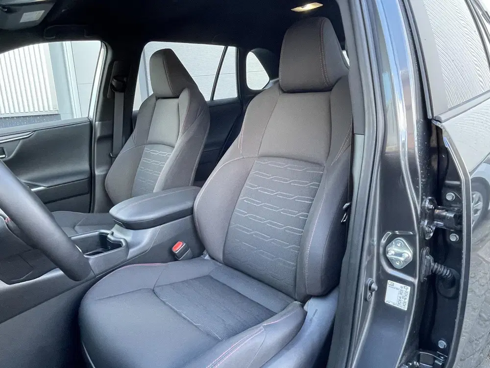 Toyota RAV 4 2.5 Plug-in Hybrid AWD Style Special uit 2025, foto 3