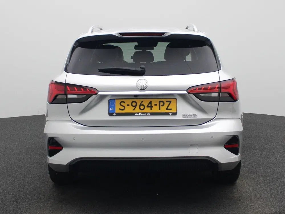 MG MG5 Long Range Luxury 61 kWh uit 2023, foto 6
