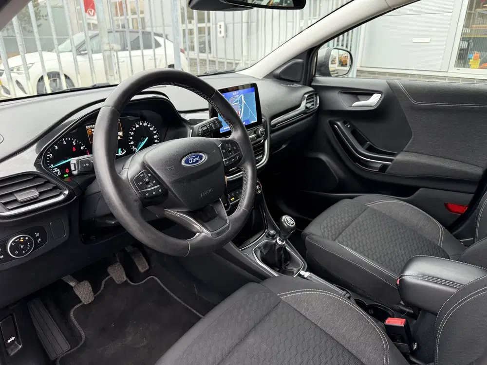 Ford Puma 1.0 EcoBoost Hybrid Titanium Navigatie uit 2020, foto 4