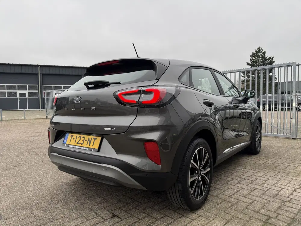 Ford Puma 1.0 EcoBoost Hybrid Titanium Navigatie uit 2020, foto 9