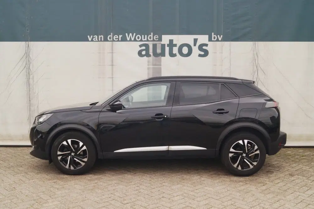 Peugeot 2008 1.2 PureTech Allure -NAVI-ECC-CAM-TREKHAAK uit 2021