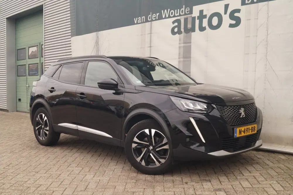 Peugeot 2008 1.2 PureTech Allure -NAVI-ECC-CAM-TREKHAAK uit 2021, foto 4