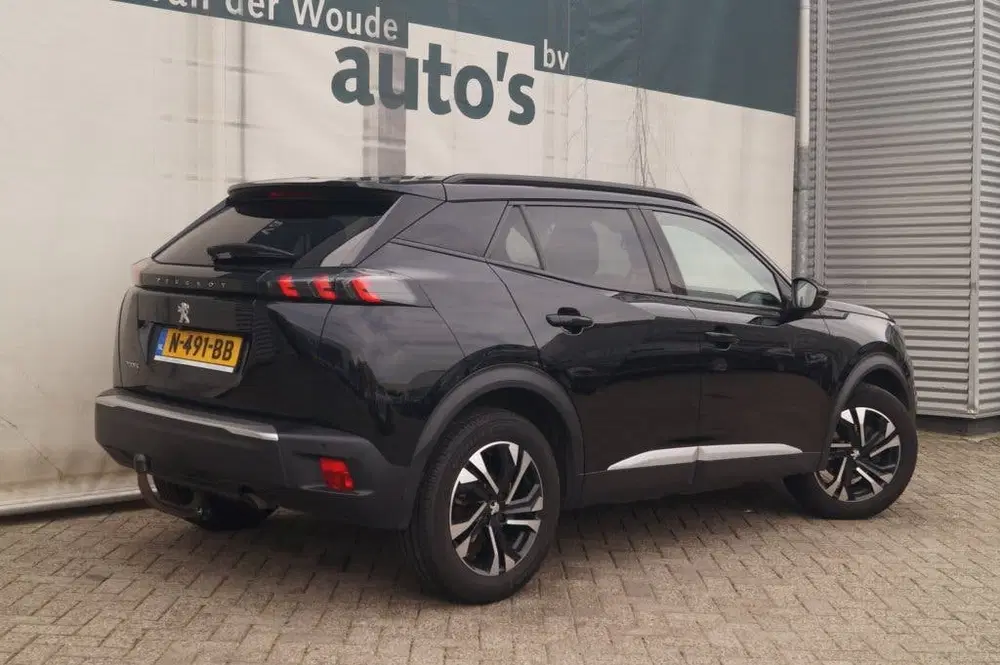 Peugeot 2008 1.2 PureTech Allure -NAVI-ECC-CAM-TREKHAAK uit 2021, foto 5