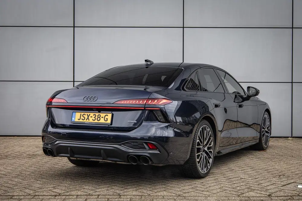 Audi A6 2.0 e-hybrid 299pk quattro Edition One uit 2026, foto 2
