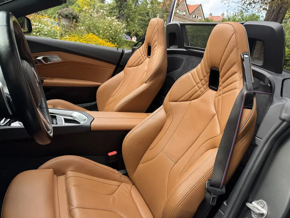 BMW Z4 M40i uit 2022, foto 6