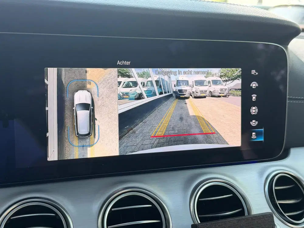 Mercedes-Benz E-Klasse 300 e Business Solution AMG uit 2022, foto 10