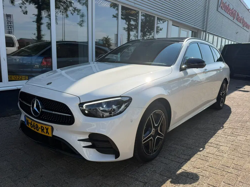 Mercedes-Benz E-Klasse 300 e Business Solution AMG uit 2022, foto 15