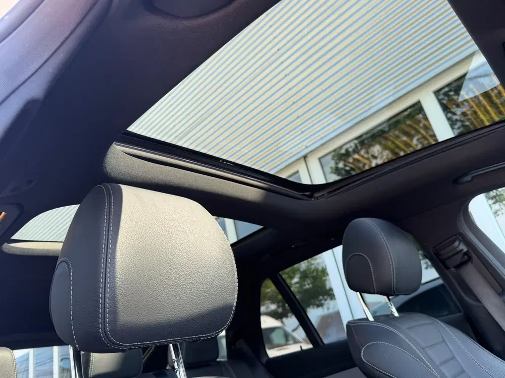 Mercedes-Benz E-Klasse 300 e Business Solution AMG uit 2022, foto 6