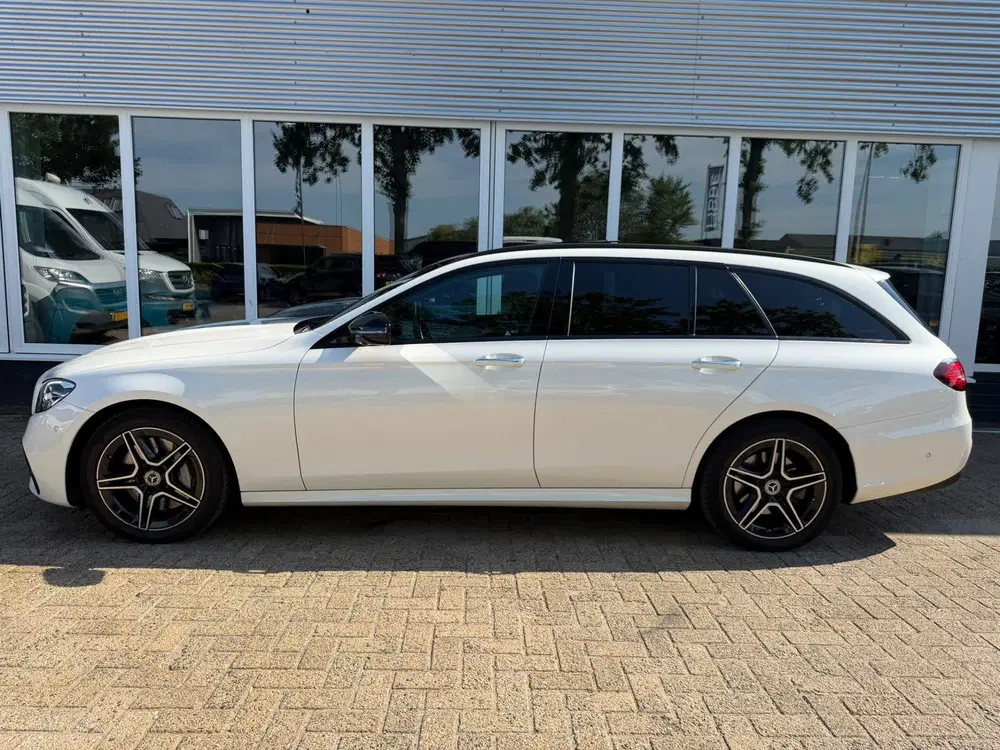 Mercedes-Benz E-Klasse 300 e Business Solution AMG uit 2022, foto 9