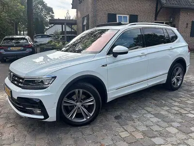 Volkswagen Tiguan Allspace 1.5 TSI Highline Business R line. uit 2021
