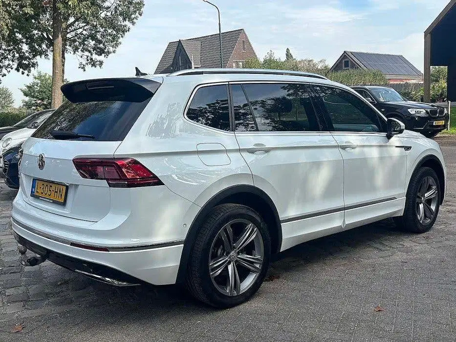 Volkswagen Tiguan Allspace 1.5 TSI Highline Business R line. uit 2021, foto 5