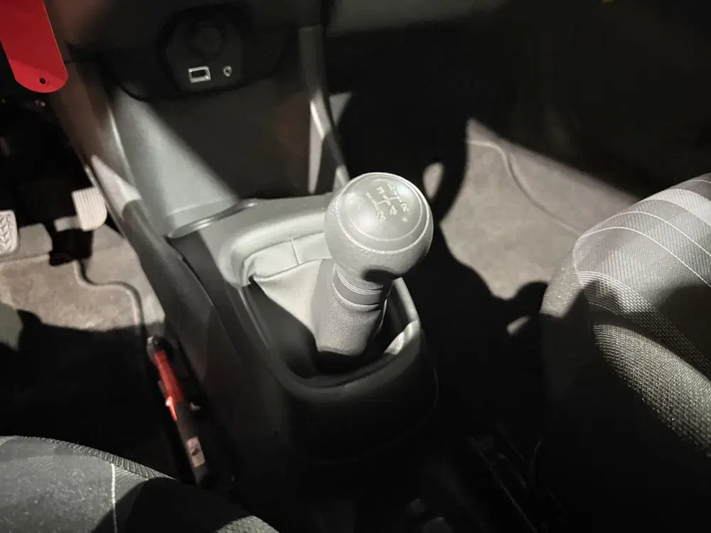 Peugeot 108 uit 2020, foto 11