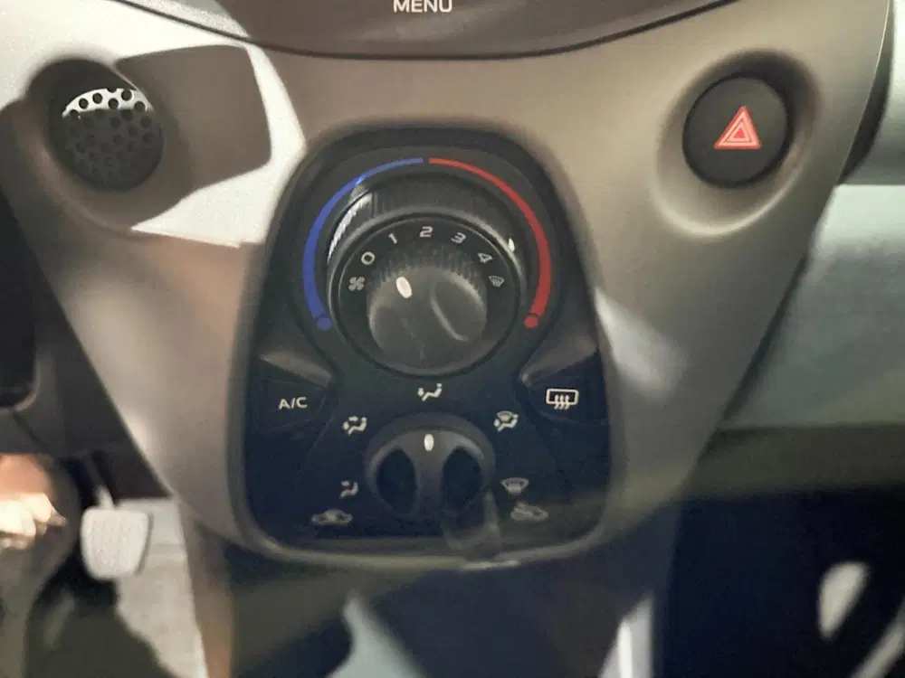 Peugeot 108 uit 2020, foto 12