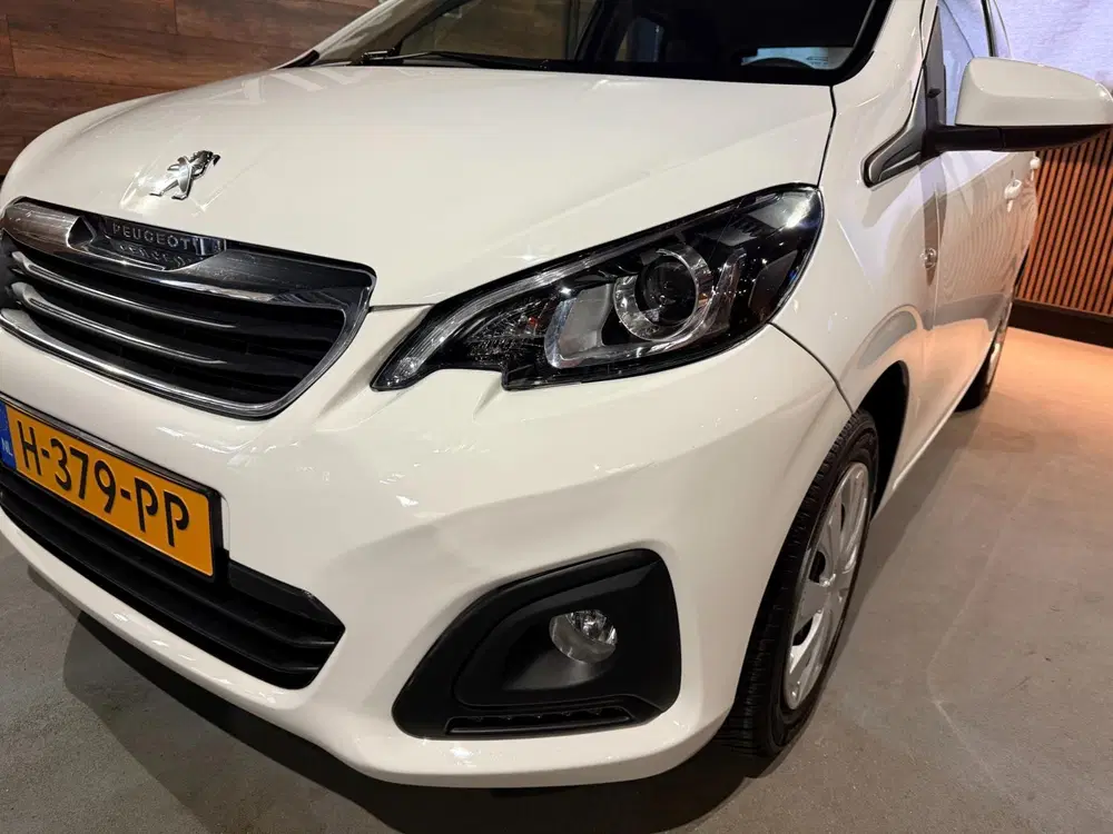 Peugeot 108 uit 2020, foto 6
