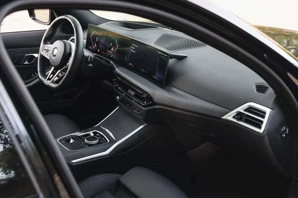 BMW 3-serie 330e M Sport Automaat uit 2025, foto 11