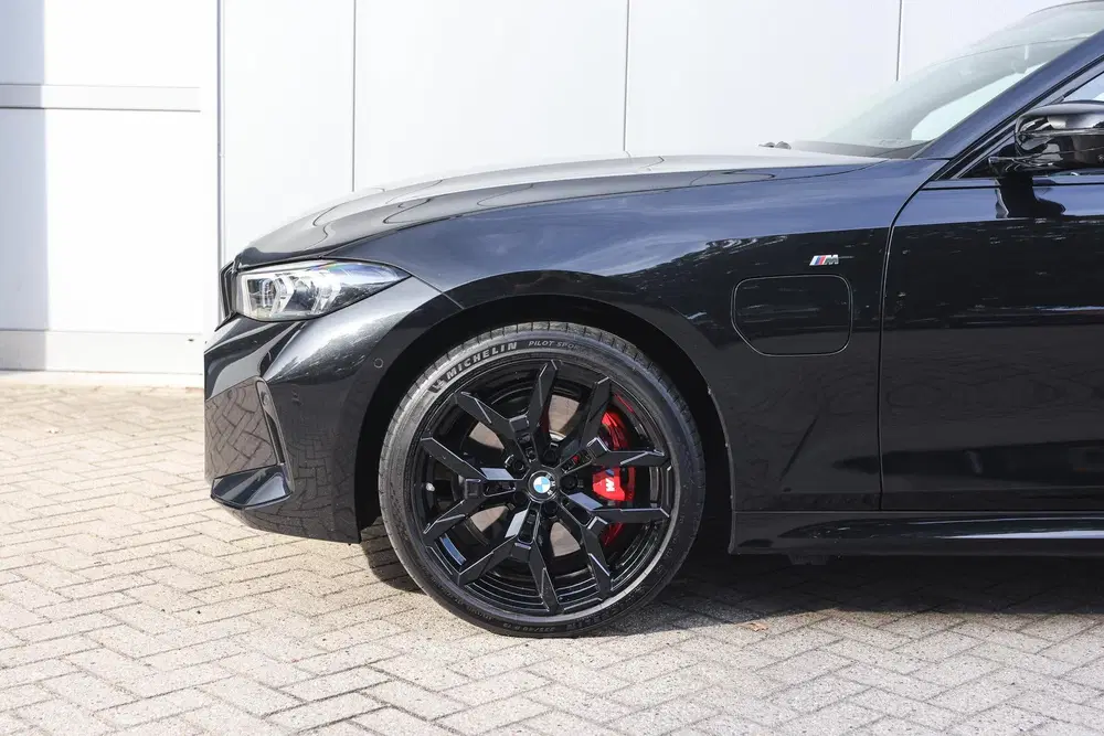 BMW 3-serie 330e M Sport Automaat uit 2025, foto 5